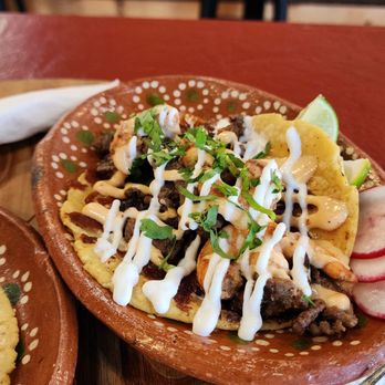 Todo Pa' La Cruda - Surf and Turf Taco - Mexican Near Me - San Diego, California