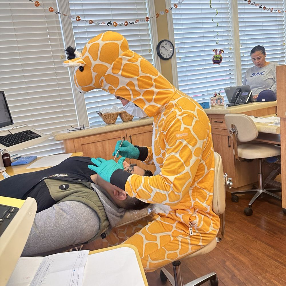 Dr. Cruz in his giraffe for the 2022 Halloween! Dr. Cruz in his giraffe for the 2022 Halloween!