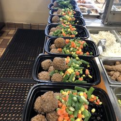 FuelGood Meal Prep - Plant based options , custom oz size ,with carb and veggies .