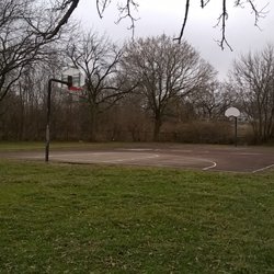 Stringtown Park - Basketball court