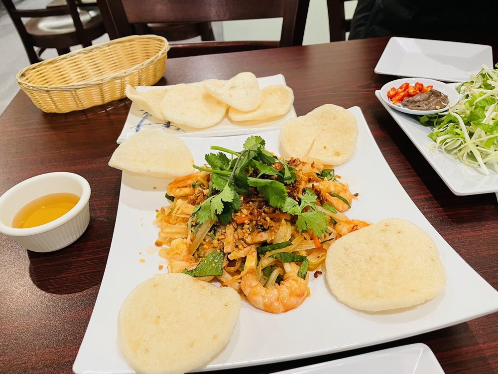 PHO BACH VIETNAMESE RESTAURANT Updated October 2024 45 Photos & 71