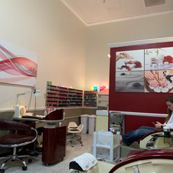 Davvi Nails - Tons of colors to choose from!!