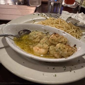 Valley Lodge Restaurant - Delicious shrimp de jonghe with a side of buttered pasta. - American Near Me - Glenview, Illinois