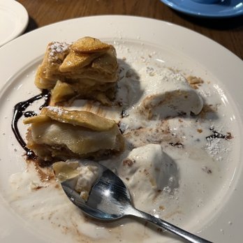 Ferraro's Kitchen - Apple crumble with vanilla gelato. - Italian Near Me - Blue Ridge, Georgia Ferraro's Kitchen - Apple crumble with vanilla gelato. - Italian Near Me - Blue Ridge, Georgia