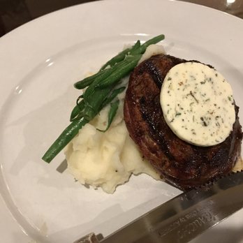 Carnation Cafe & Lounge - Steakhouses Near Me - Carnation, Washington