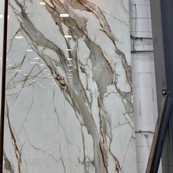 Exquisite slab for countertop and backsplash.