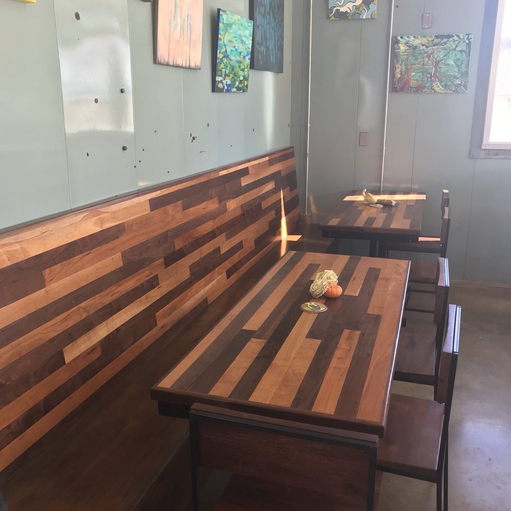 City Pump - Some indoor seating - Food Trucks Near Me - Rogers, Arkansas