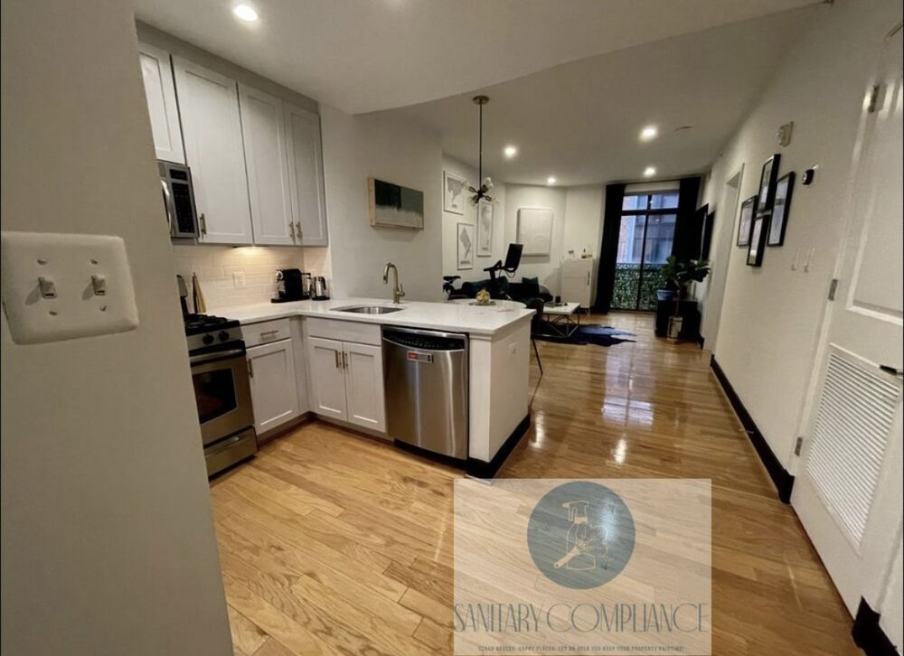 SANITARY COMPLIANCE 18 Photos Los Angeles, California Home