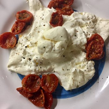 Roscioli - Burrata with sundried tomato - Salumerie Near Me - Rome, RM Roscioli - Burrata with sundried tomato - Salumerie Near Me - Rome, RM