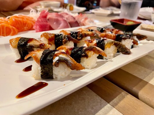 Nijiya Sushi by null