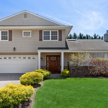 Eileen O'Hara - Daniel Gale - Real Estate Agents Near Me - Garden City, New York Eileen O'Hara - Daniel Gale - Real Estate Agents Near Me - Garden City, New York