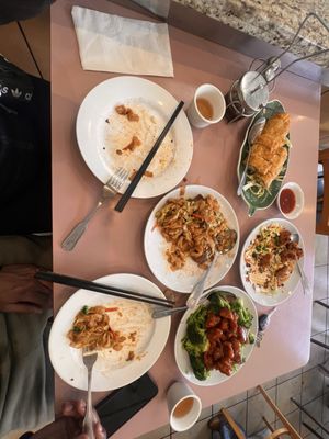Veggie Lee Restaurant by null