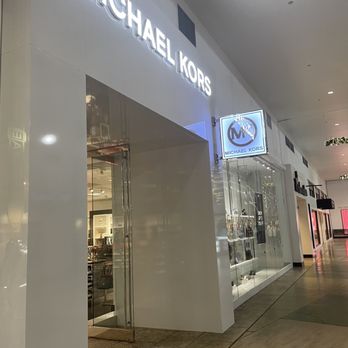 Michael Kors - Leather Goods Near Me - Ontario, California