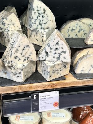 Fromagerie Laurent Dubois by null