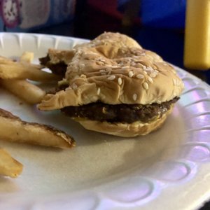 MIKIE’S - 104 Photos & 226 Reviews - Burgers - 4532 Evergreen Way ...