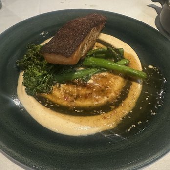 The Tenderloin Room - Salmon - Steakhouses Near Me - Saint Louis, Missouri The Tenderloin Room - Salmon - Steakhouses Near Me - Saint Louis, Missouri