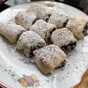 Cafe Landwer - Oreo Rozalach - Breakfast & Brunch Near Me - Boston, Massachusetts