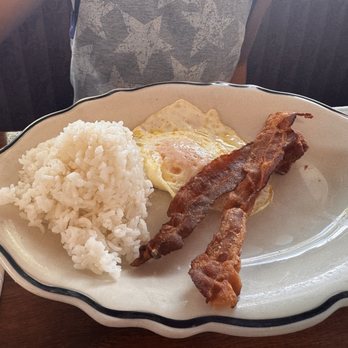 Anna Miller's - Bakeries Near Me - Aiea, Hawaii