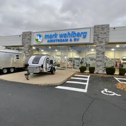 Mark Wahlberg Airstream and RV - Class Act!