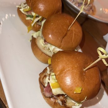 Topsail - Ahi sliders - American Near Me - San Diego, California Topsail - Ahi sliders - American Near Me - San Diego, California