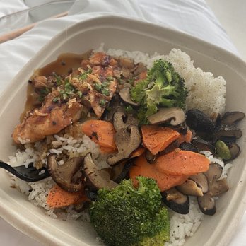 Pacific Catch - All veggies tiny piece of salmon - Seafood Near Me - Campbell, California Pacific Catch - All veggies tiny piece of salmon - Seafood Near Me - Campbell, California