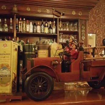 Brigadoon - Main Dinning Room,  Bar top decorations. - Canadian (New) Near Me - Oxford Mills, Ontario