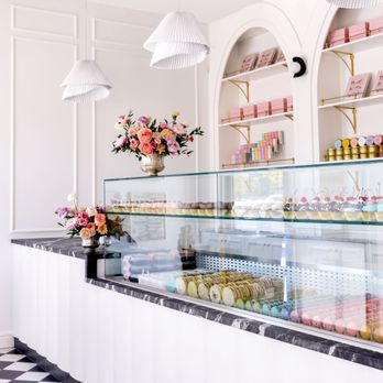 Jenna Rae Cakes - Our shop at Island Lakes is nestled into the south end of Winnipeg is a perfect stop on your way to and from work, school, or a destination. - Bakeries Near Me - Winnipeg, Manitoba Jenna Rae Cakes - Our shop at Island Lakes is nestled into the south end of Winnipeg is a perfect stop on your way to and from work, school, or a destination. - Bakeries Near Me - Winnipeg, Manitoba