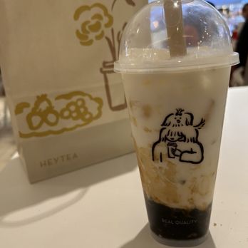 HEYTEA Houston Galleria - Supreme Brown Sugar Bobo Milk (Original) - Tea Rooms Near Me - Houston, Texas HEYTEA Houston Galleria - Supreme Brown Sugar Bobo Milk (Original) - Tea Rooms Near Me - Houston, Texas