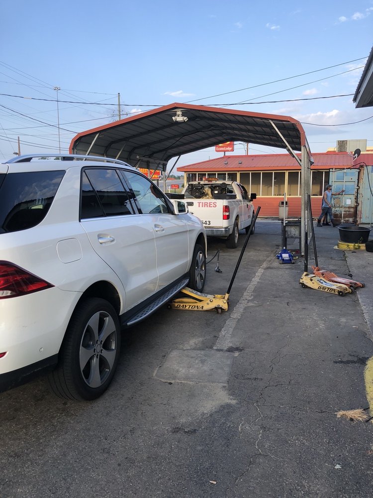 ERIC’S TIRE SERVICE Updated October 2024 1015 2nd St W, Tifton, Tires Phone