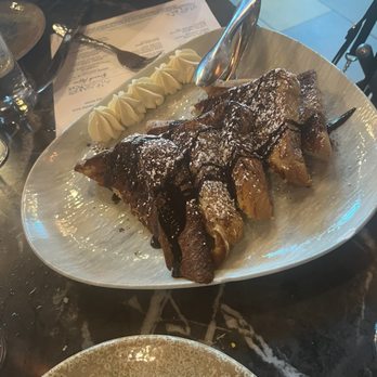 La Vie - French toast - Cocktail Bars Near Me - Washington, DC, District of Columbia
