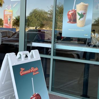 Robeks Fresh Juices & Smoothies - Entrance - Juice Bars & Smoothies Near Me - Mesa, Arizona Robeks Fresh Juices & Smoothies - Entrance - Juice Bars & Smoothies Near Me - Mesa, Arizona