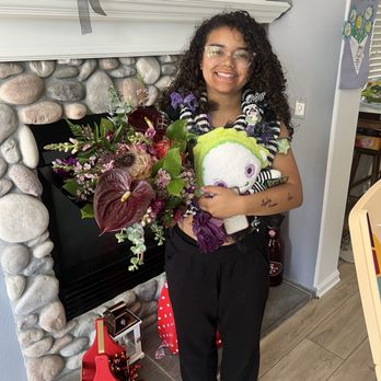 Petals - Florists Near Me - Brentwood, California Petals - Florists Near Me - Brentwood, California