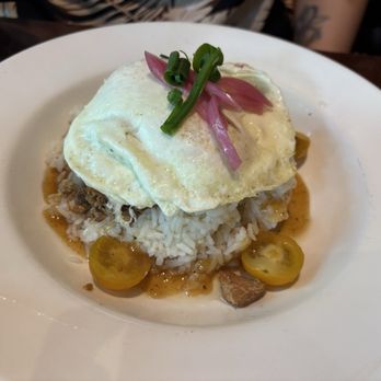 Scratch Kitchen - Scratch Loco Moco with Pork Adobo that supposedly comes with garlic fried rice - Breakfast & Brunch Near Me - Honolulu, Hawaii