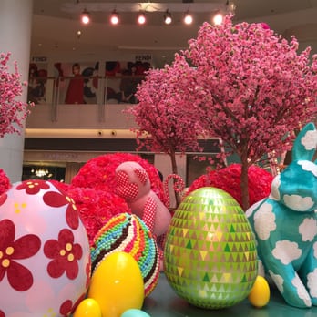 圓方 - Easter display - Shopping Centers Near Me - Hong Kong, HK