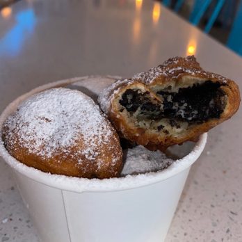 Stuggy's  - Fried Oreos - Sandwiches Near Me - Baltimore, Maryland