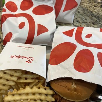 Chick-fil-A - Fast Food Near Me - Laguna Hills, California