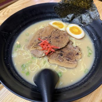 Ginjo Ramen - King Ramen (tonkotsu+miso) - Ramen Near Me - Pasadena, California Ginjo Ramen - King Ramen (tonkotsu+miso) - Ramen Near Me - Pasadena, California