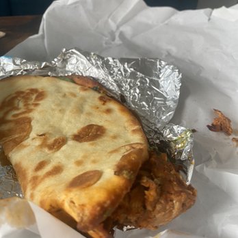 Flour Bakery + Cafe - Chicken tikka naan - Cafes Near Me - Boston, Massachusetts Flour Bakery + Cafe - Chicken tikka naan - Cafes Near Me - Boston, Massachusetts