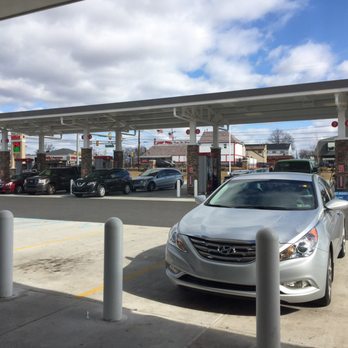 Wawa - Gas Stations Near Me - Folsom, Pennsylvania