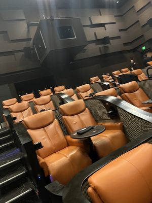 IPIC Theaters by null