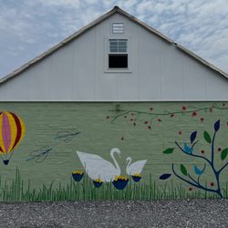 HueArtWorks - Mural downtown Frederick residence.