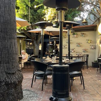 Ca Del Sole - Outside - Italian Near Me - Toluca Lake, California