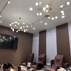Lumi Spa - It's a pretty nail salon. Very luxurious and staff is friendly!