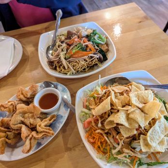 Merit Vegan Restaurant - Fried wontons, Pan fried Chow Mein, Satay Salad - Vegetarian Near Me - Sunnyvale, California Merit Vegan Restaurant - Fried wontons, Pan fried Chow Mein, Satay Salad - Vegetarian Near Me - Sunnyvale, California