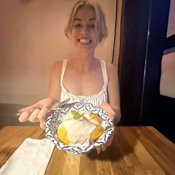 Wan Waan - Mango Sticky Rice - Thai Near Me - New York, New York Wan Waan - Mango Sticky Rice - Thai Near Me - New York, New York