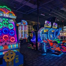 DAVE & BUSTER’S AUBURN - KING - Updated January 2026 - 645 Photos & 784 ...