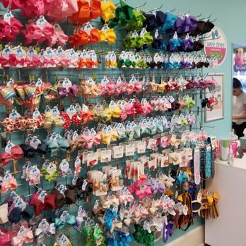 Pigtails & Crewcuts - Dr Phillips - Hair accessories for girls - Kids Hair Salons Near Me - Orlando, Florida Pigtails & Crewcuts - Dr Phillips - Hair accessories for girls - Kids Hair Salons Near Me - Orlando, Florida