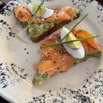 Little Hen - Avocado Toast - Breakfast & Brunch Near Me - Weston, Florida Little Hen - Avocado Toast - Breakfast & Brunch Near Me - Weston, Florida