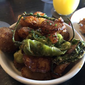Public House - Cocktail Bars Near Me - Ferndale, Michigan