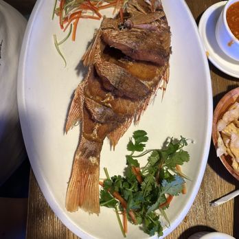 888 Bistro - Crispy Whole Red Snapper, extra crispy no sauce. - Chinese Near Me - Houston, Texas